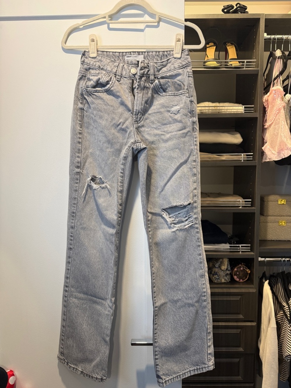 Light Wash Women's Straight-Leg Ripped Jeans